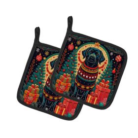 Black Labrador Retriever Christmas Pair of Pot Holders Kitchen Heat Resistant Pot Holders Sets Oven Hot Pads for Cooking Baking BBQ, 7 1/2 x 7 1/